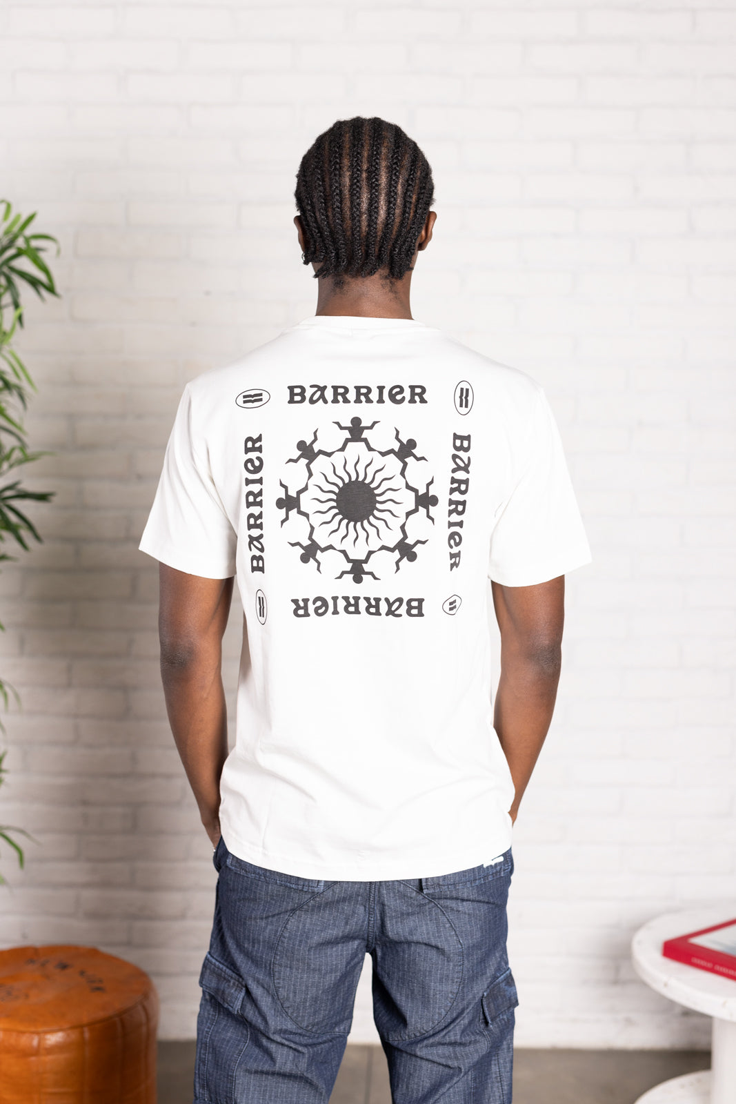 T-shirt sun dance