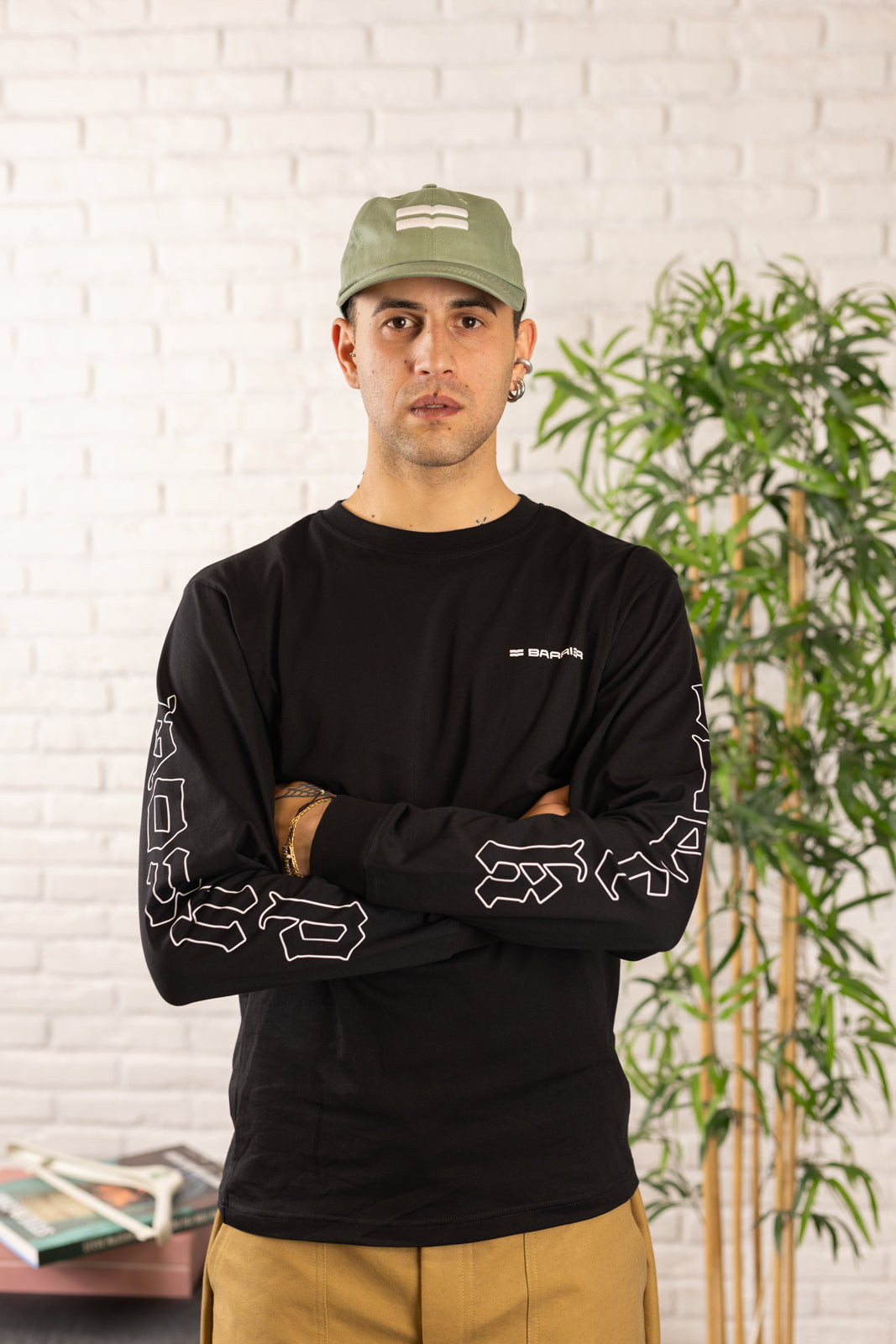 Black longsleeve sound check