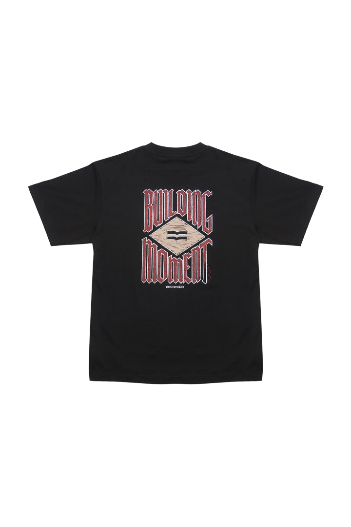 Building moment black tee