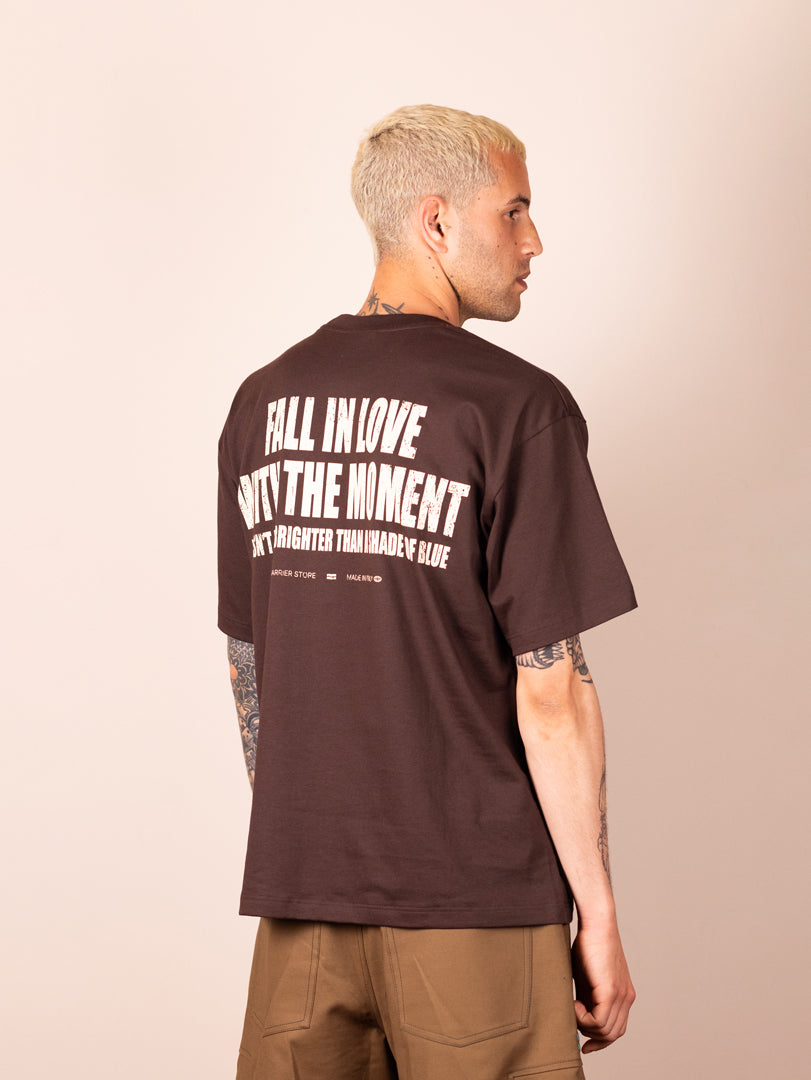 Fall in love bark tee