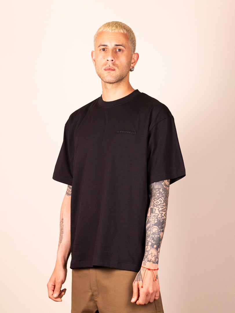 Black basic tee