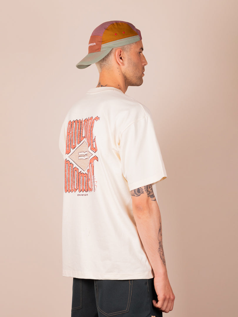 Building moment cream tee